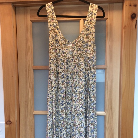 Express Dresses & Skirts - 🎉90s Vintage Express Midi Dress